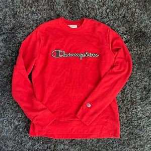 RED CHAMPION CREWNECK SWEATSHIRT ✨